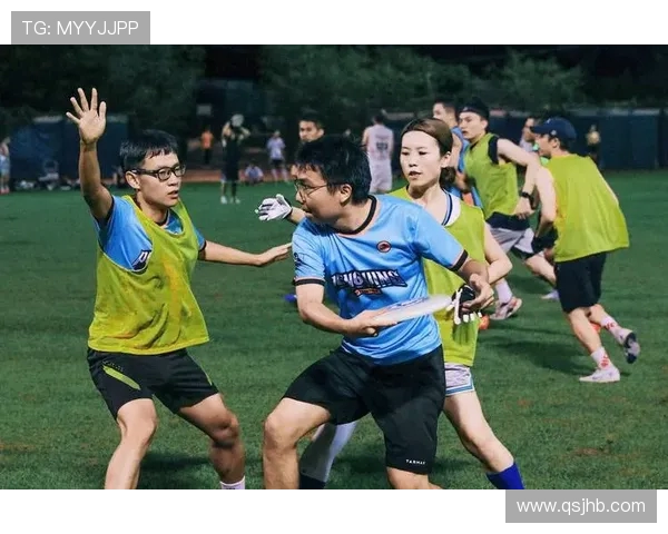 广州飞盘队在世界滑板锦标赛中以72分稳居积分榜首位