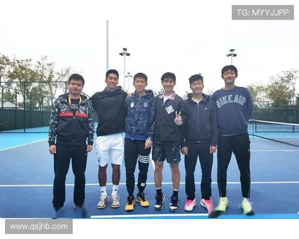 西安网球队在精英赛中的团队协作展现出色值得赞赏