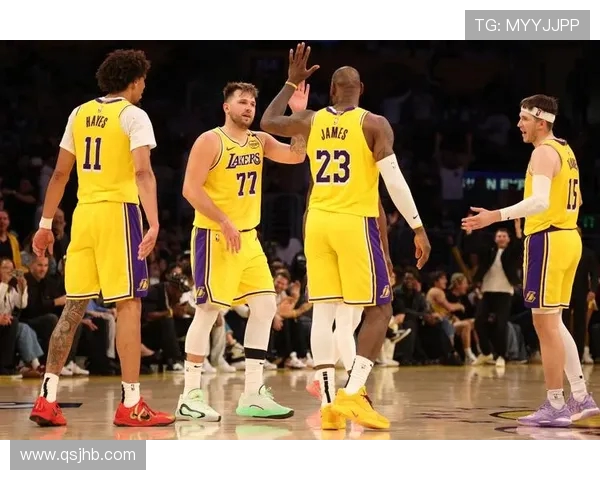 火箭队与马刺队精彩对决视频直播全程回顾与分析