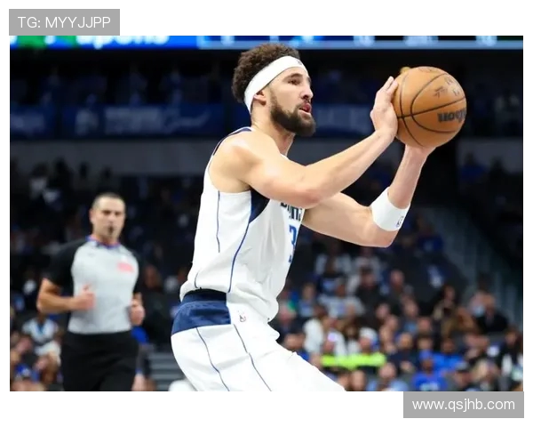 雄鹿与独行侠激战正酣NBA赛季精彩对决引发球迷热议